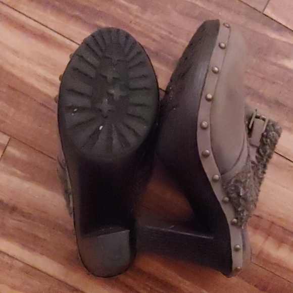 3/$25-mules - Picture 4 of 4